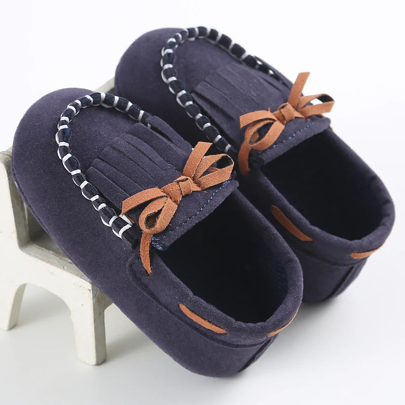 Bow Chic Baby Pea Shoes